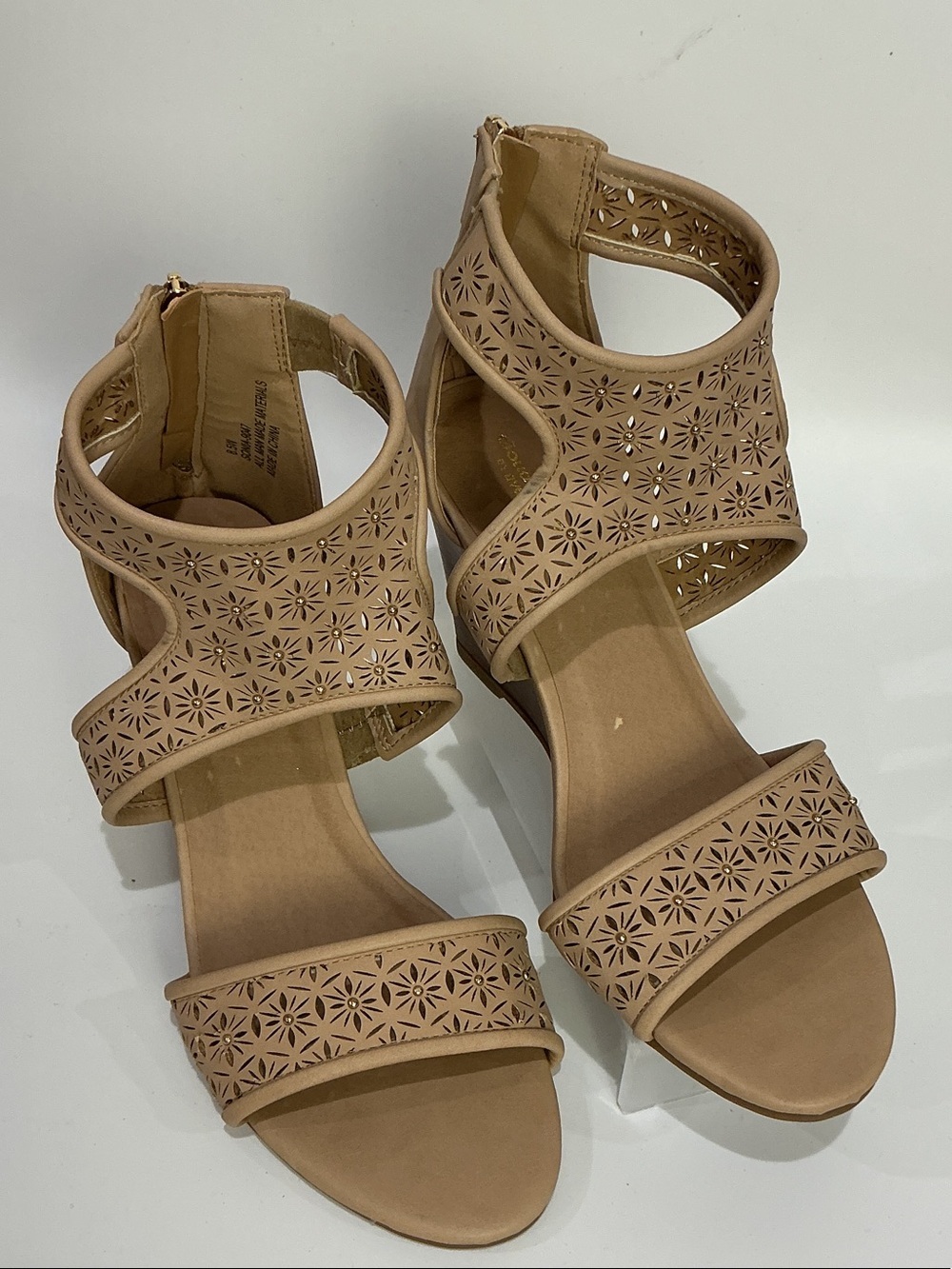Cloudwalkers by Avenue Sonia Tan Laser-Cut Ankle-Strap Sandals, size 8W